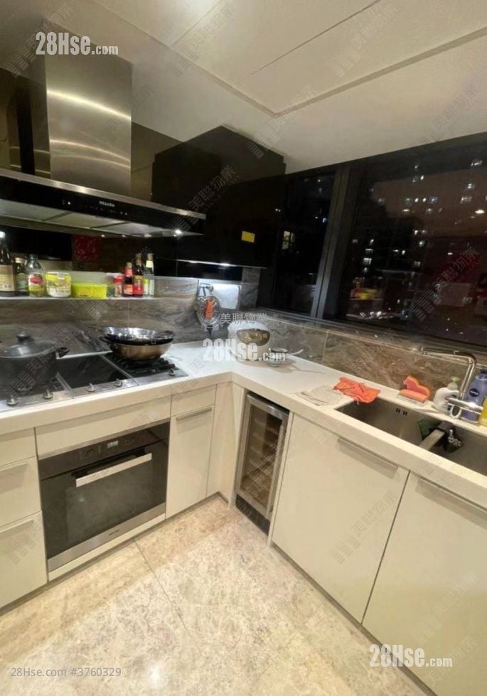 The Wings Sell 4 Bedrooms , 2 Bathrooms 1,391 ft²