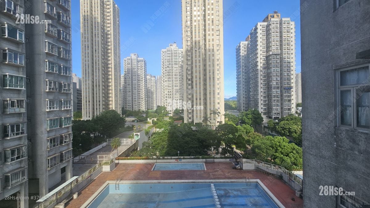 Tai Po Centre Sell 2 Bedrooms , 1 Bathroom 409 ft²