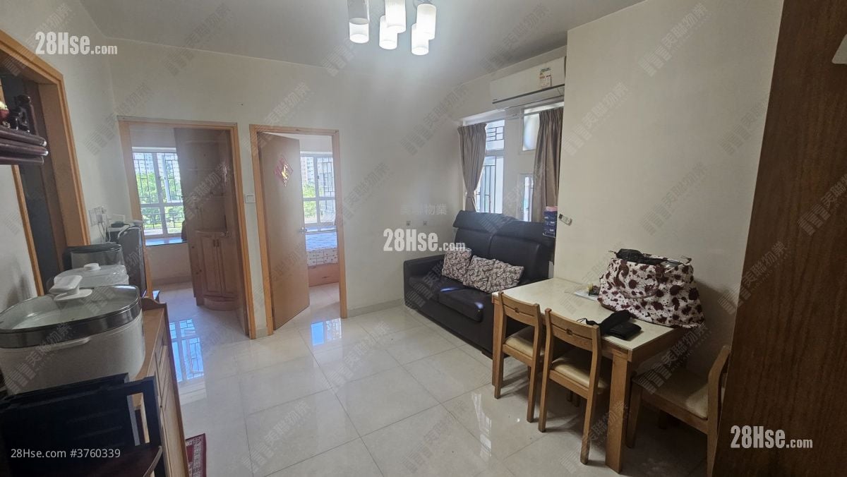 Tai Po Centre Sell 2 Bedrooms , 1 Bathroom 409 ft²