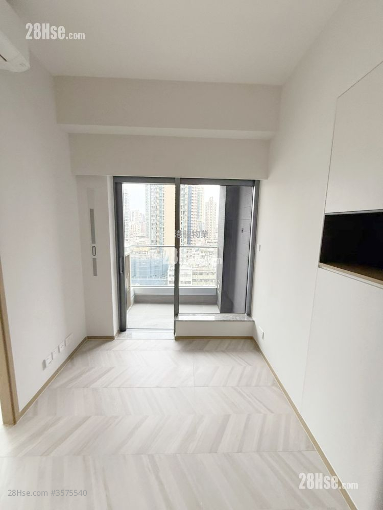 南首 租盘 2 房 , 1 浴室 351 平方尺