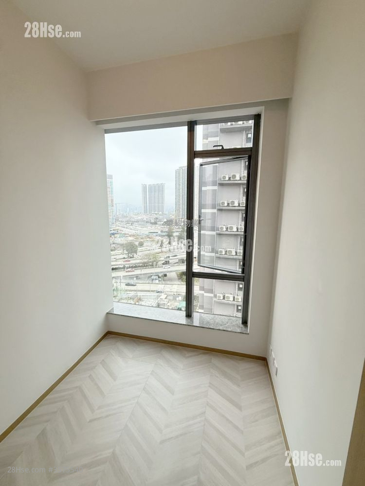 南首 租盘 2 房 , 1 浴室 351 平方尺