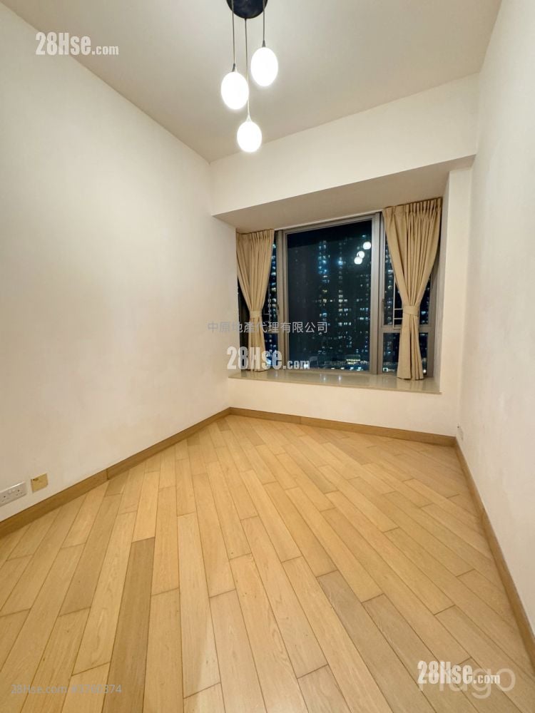 The Wings Sell 4 Bedrooms 872 ft²