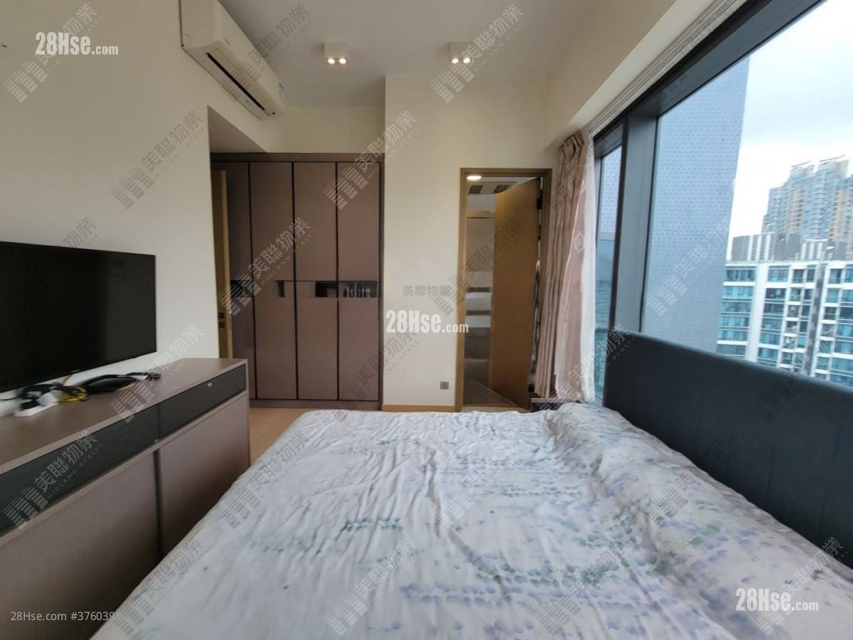 Twin Peaks Sell 4 Bedrooms , 3 Bathrooms 1,259 ft²