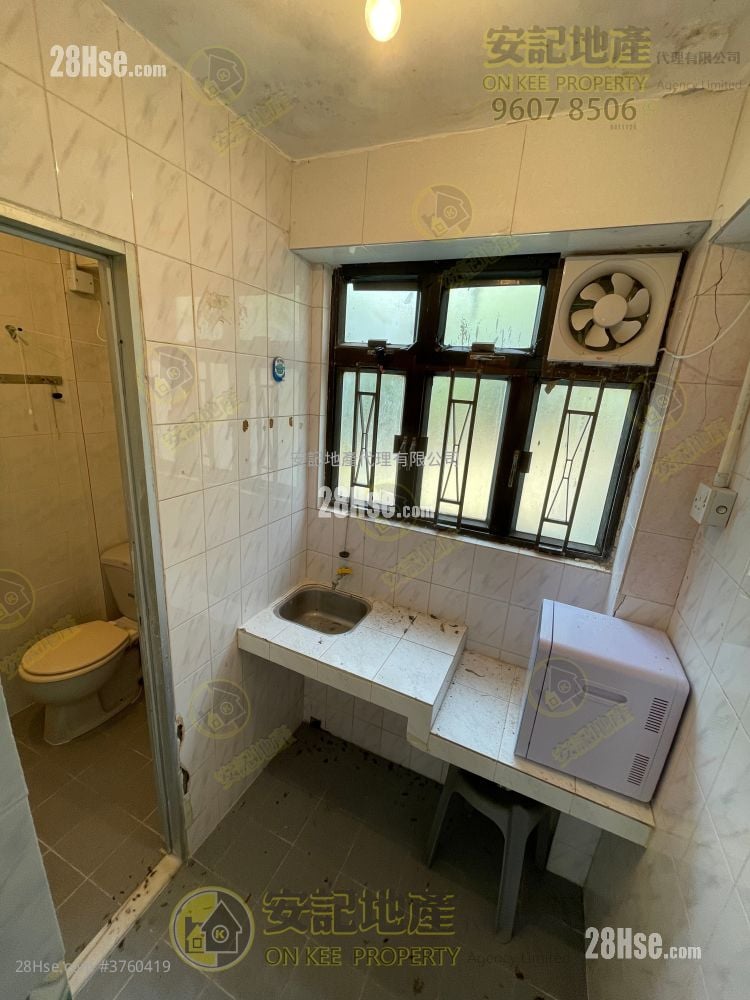 长洲新东堤小筑 售盘 2 房 , 2 浴室 350 平方尺