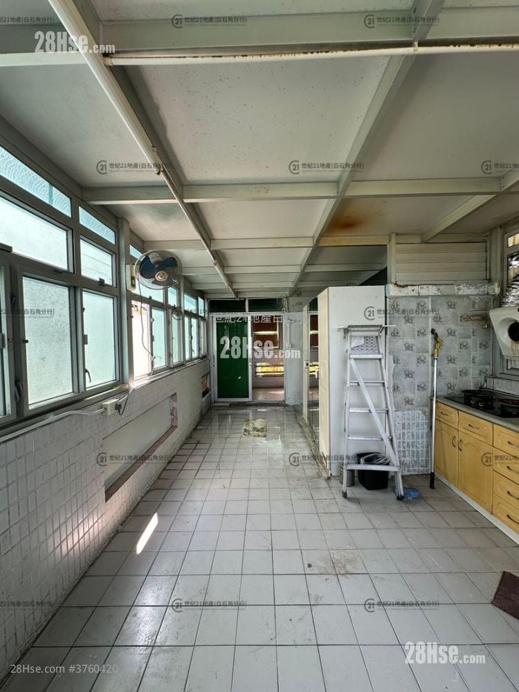 Village Sell 1 Bedroom , 1 Bathroom 430 ft²