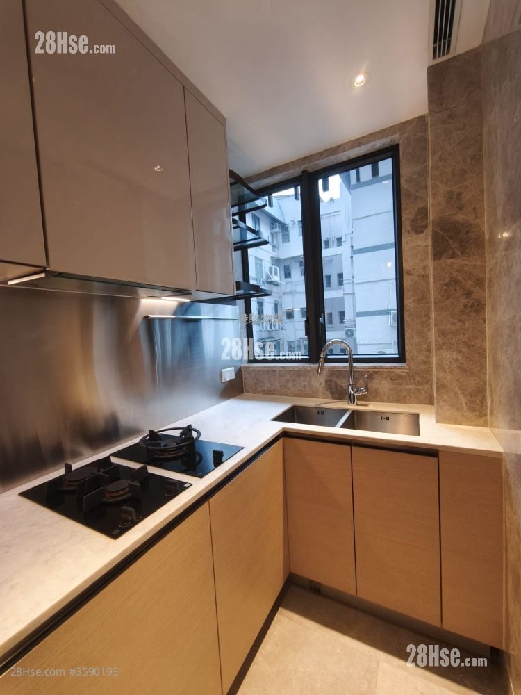 Ayton Sell 3 Bedrooms , 2 Bathrooms 639 ft²