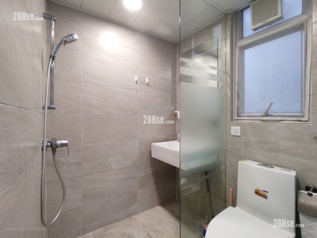 AVA62 售盘 开放式间隔 , 1 浴室 179 平方尺