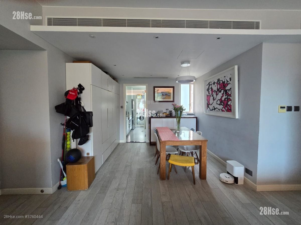 Symphony Bay Sell 3 Bedrooms , 2 Bathrooms 1,140 ft²