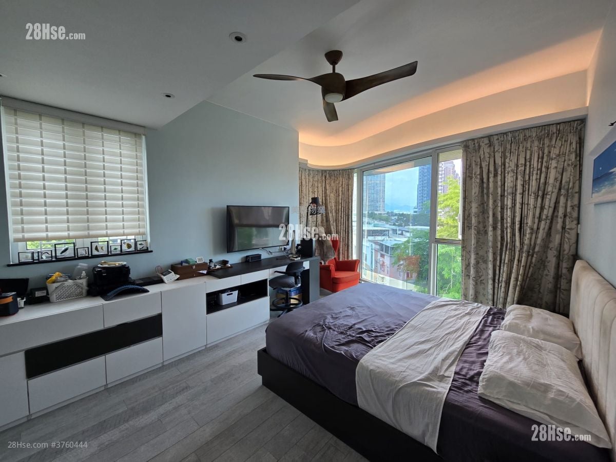 Symphony Bay Sell 3 Bedrooms , 2 Bathrooms 1,140 ft²