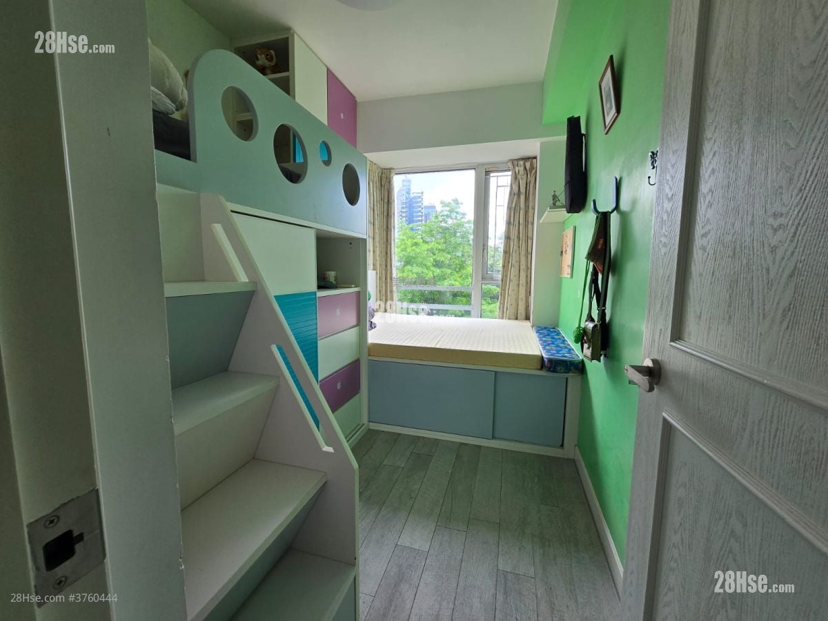 Symphony Bay Sell 3 Bedrooms , 2 Bathrooms 1,140 ft²