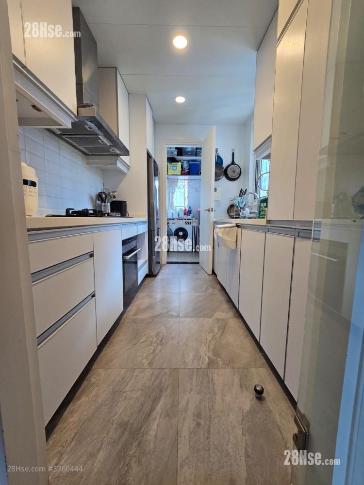 Symphony Bay Sell 3 Bedrooms , 2 Bathrooms 1,140 ft²