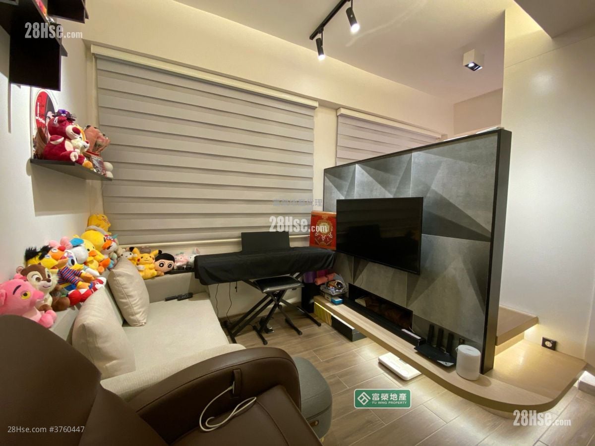 Kam Tong Building Sell 1 Bedroom , 1 Bathroom 222 ft²