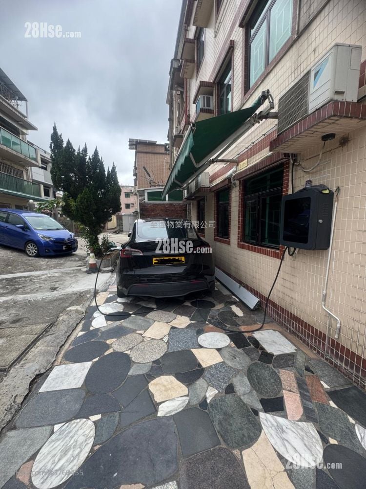 村屋 售盘 3 房 , 1 浴室 700 平方尺