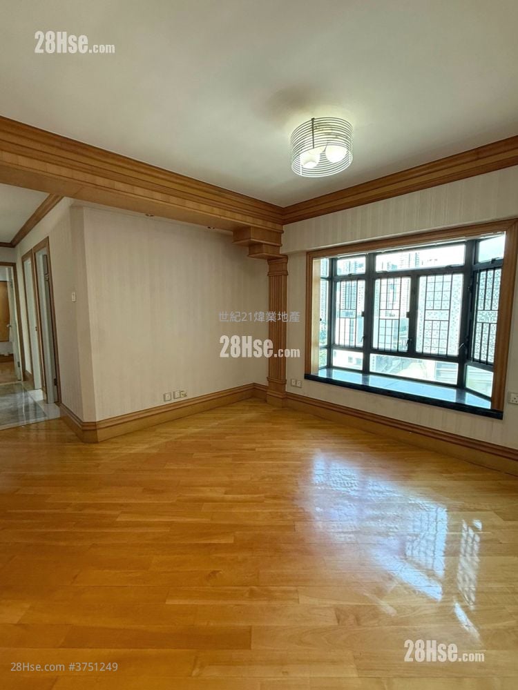 丽湖阁 租盘 3 房 , 1 浴室 598 平方尺