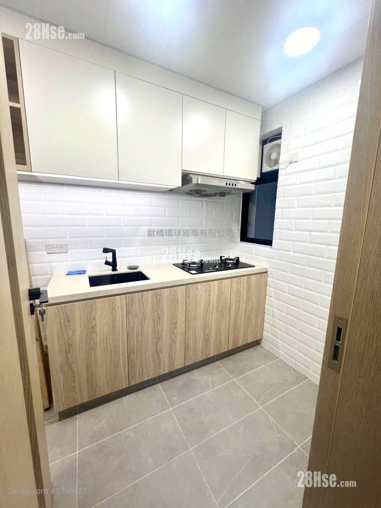 Scenecliff Sell 2 Bedrooms , 2 Bathrooms 922 ft²