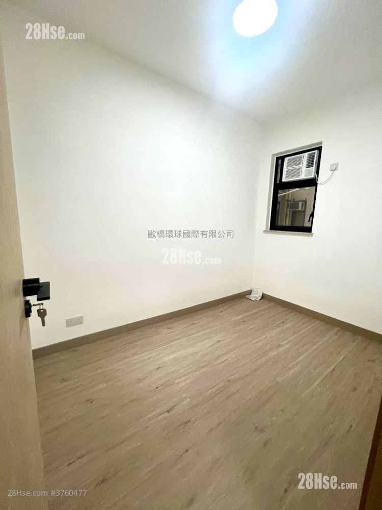 Scenecliff Sell 2 Bedrooms , 2 Bathrooms 922 ft²