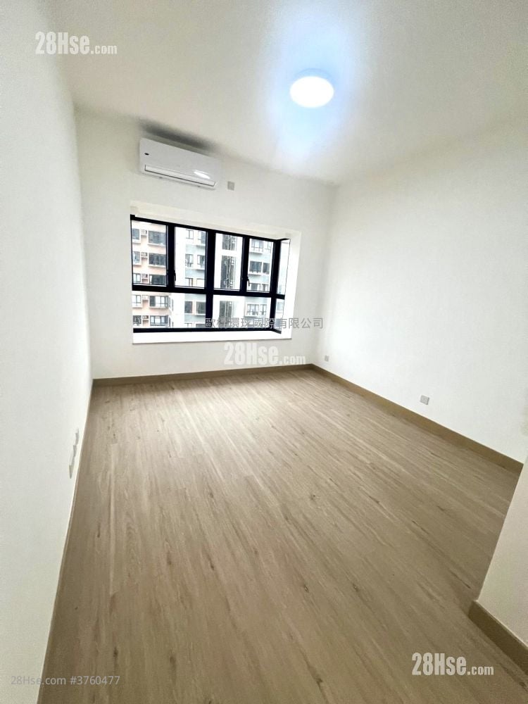 Scenecliff Sell 2 Bedrooms , 2 Bathrooms 922 ft²