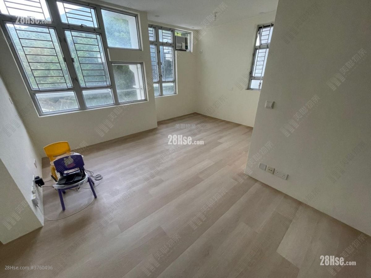Shan Lai Court Sell 2 Bedrooms 447 ft²