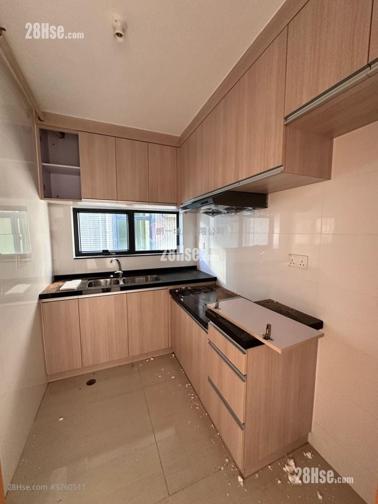 村屋 售盘 3 房 , 1 浴室 700 平方尺