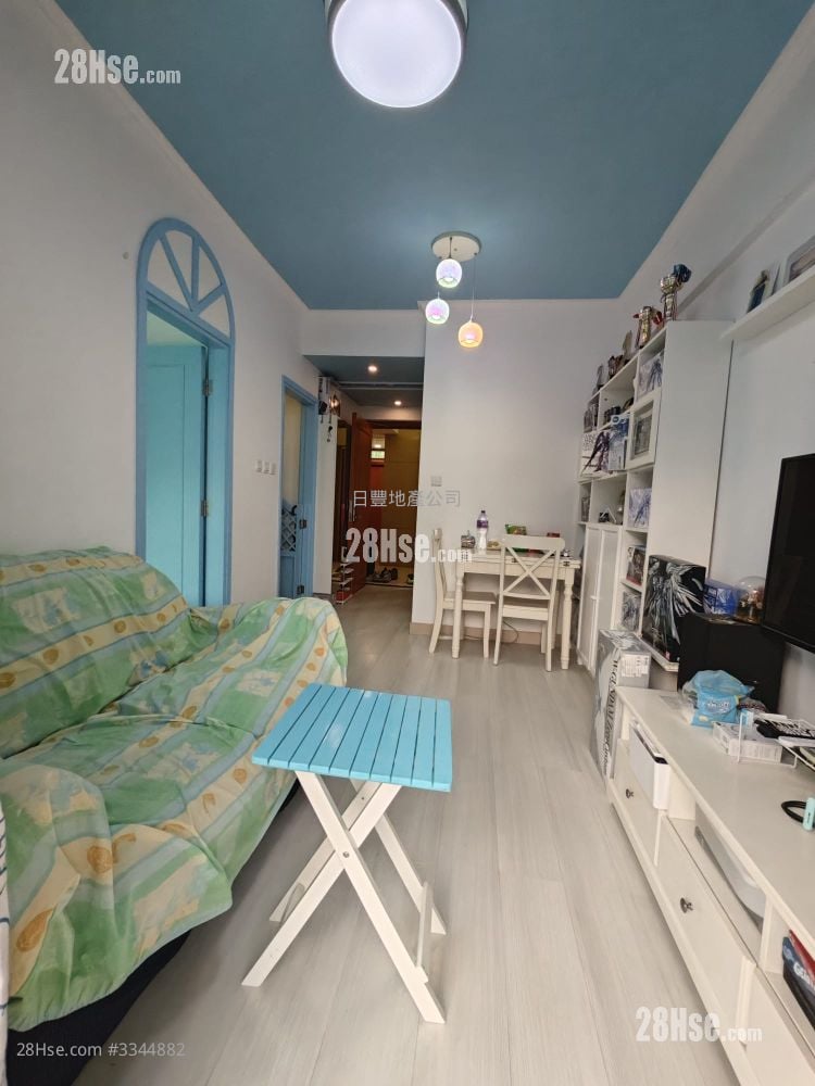 The Prominence Sell 1 Bedroom , 1 Bathroom 335 ft²