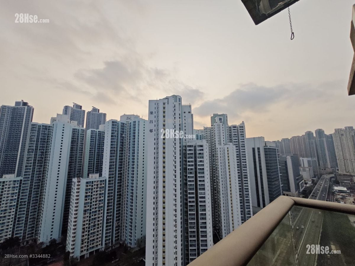 The Prominence Sell 1 Bedroom , 1 Bathroom 335 ft²