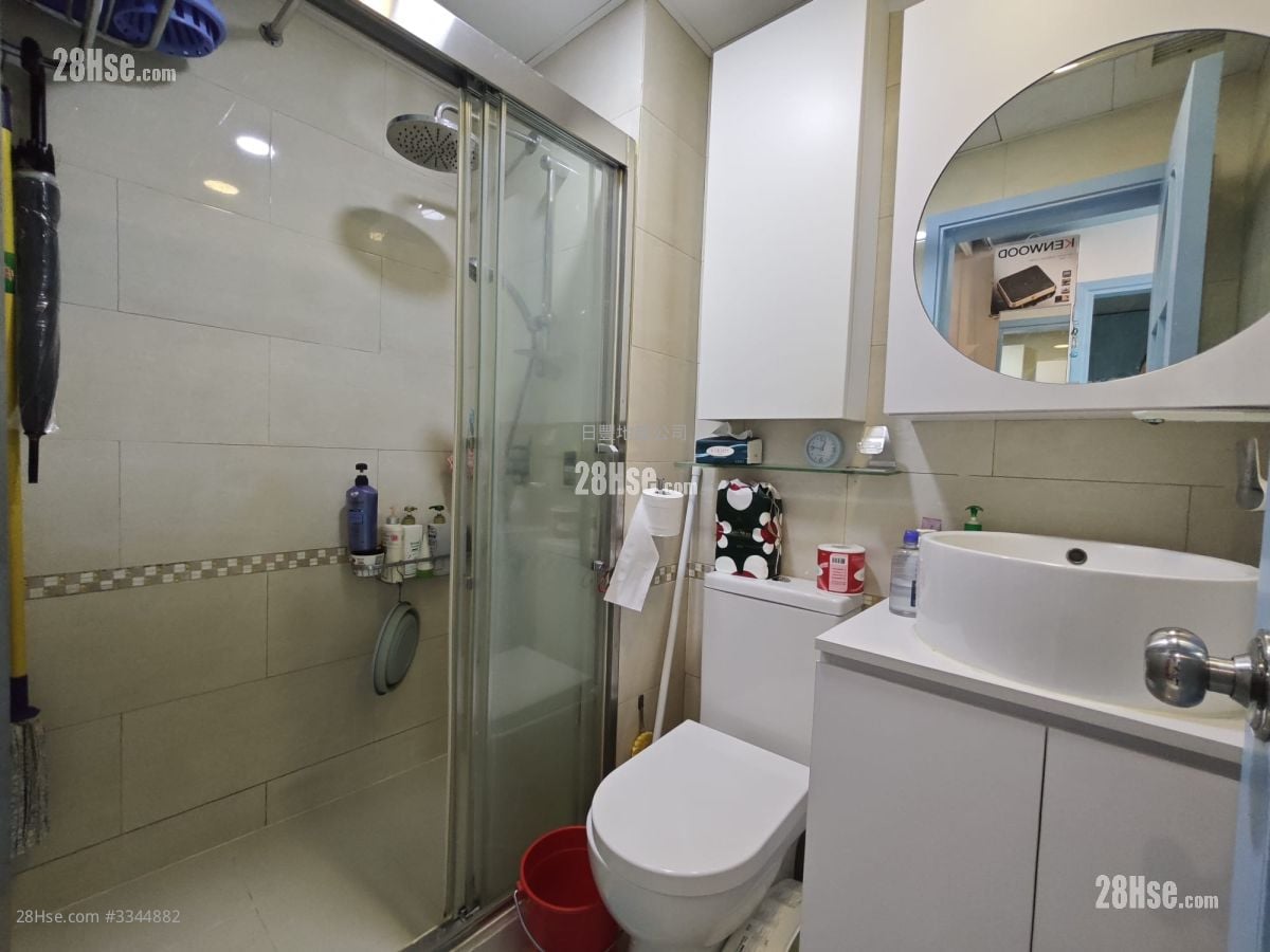 The Prominence Sell 1 Bedroom , 1 Bathroom 335 ft²