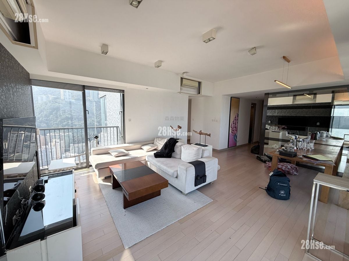 The Oakhill Sell 3 Bedrooms , 2 Bathrooms 1,185 ft²