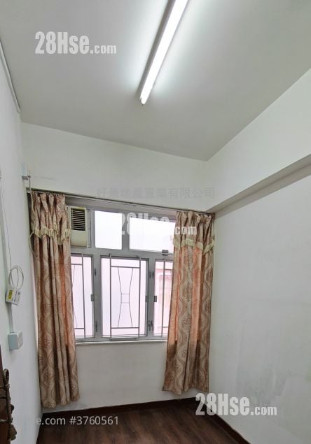 Kwong Ming Building Sell 2 Bedrooms , 1 Bathroom 246 ft²