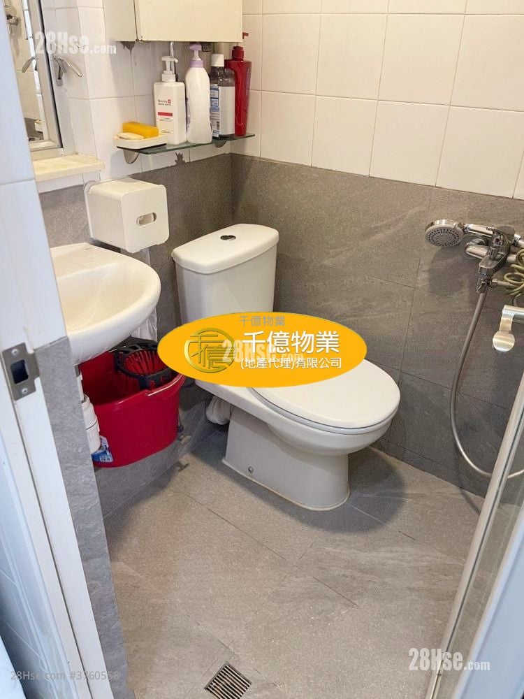 Hong Fai Building Rental 1 Bedroom 280 ft²