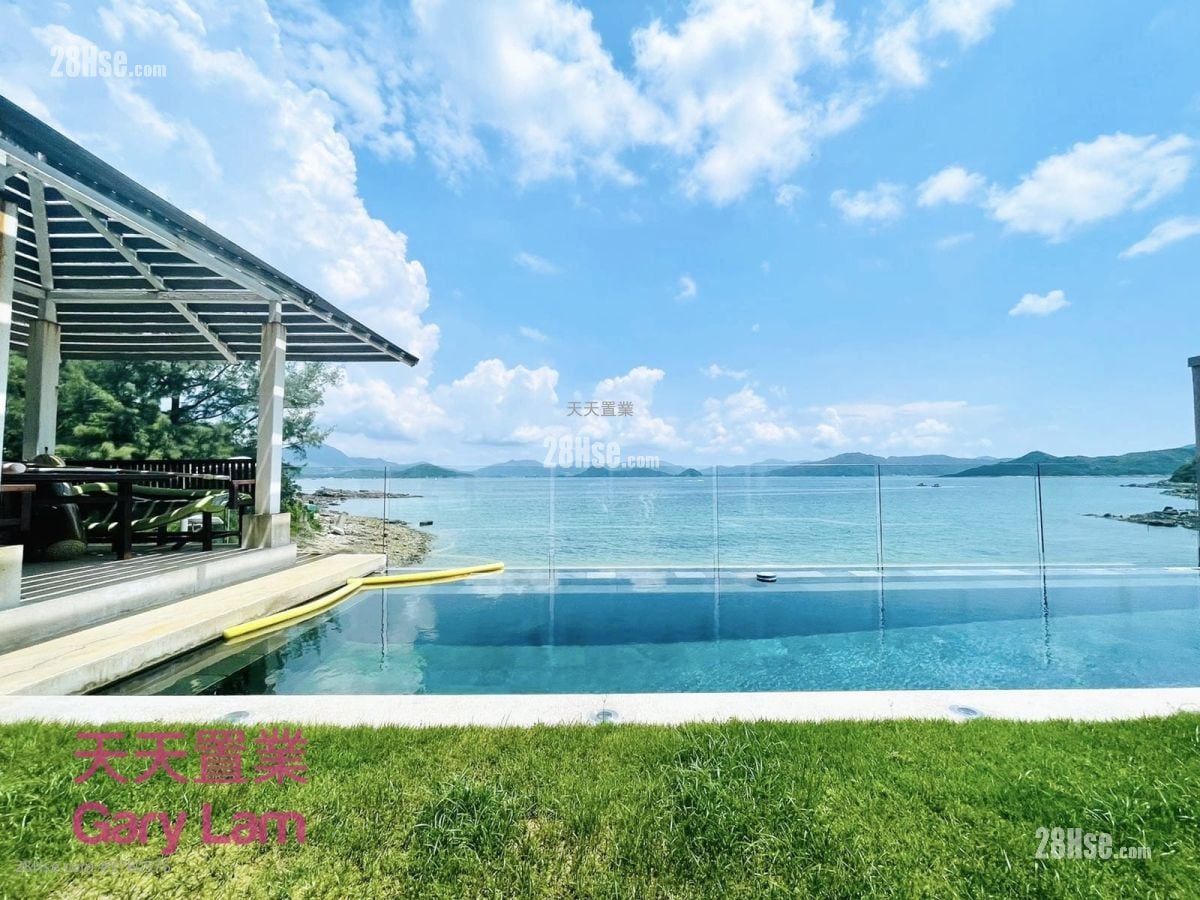 Royal Castle Sell 4 Bedrooms , 4 Bathrooms 2,720 ft²