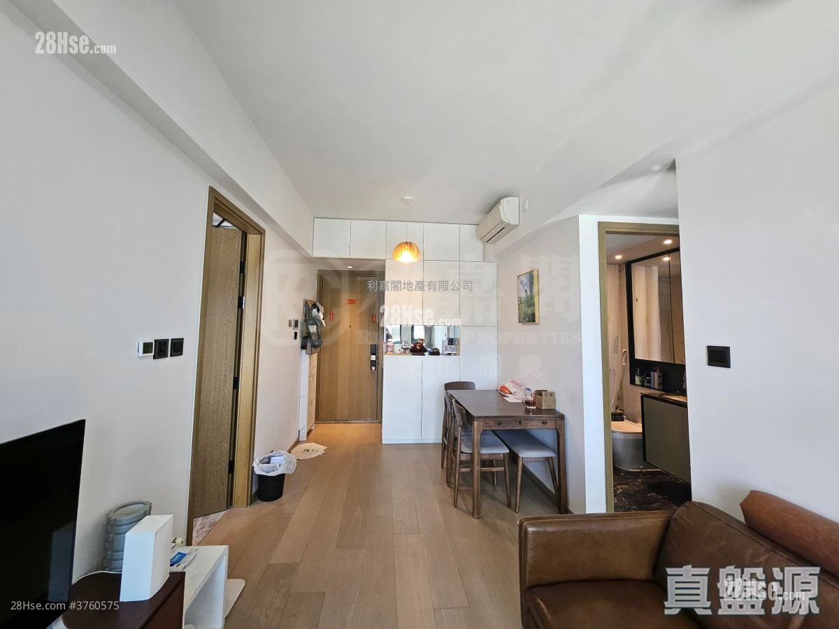 Phase 1B Of The Campton Sell 2 Bedrooms , 1 Bathroom 514 ft²