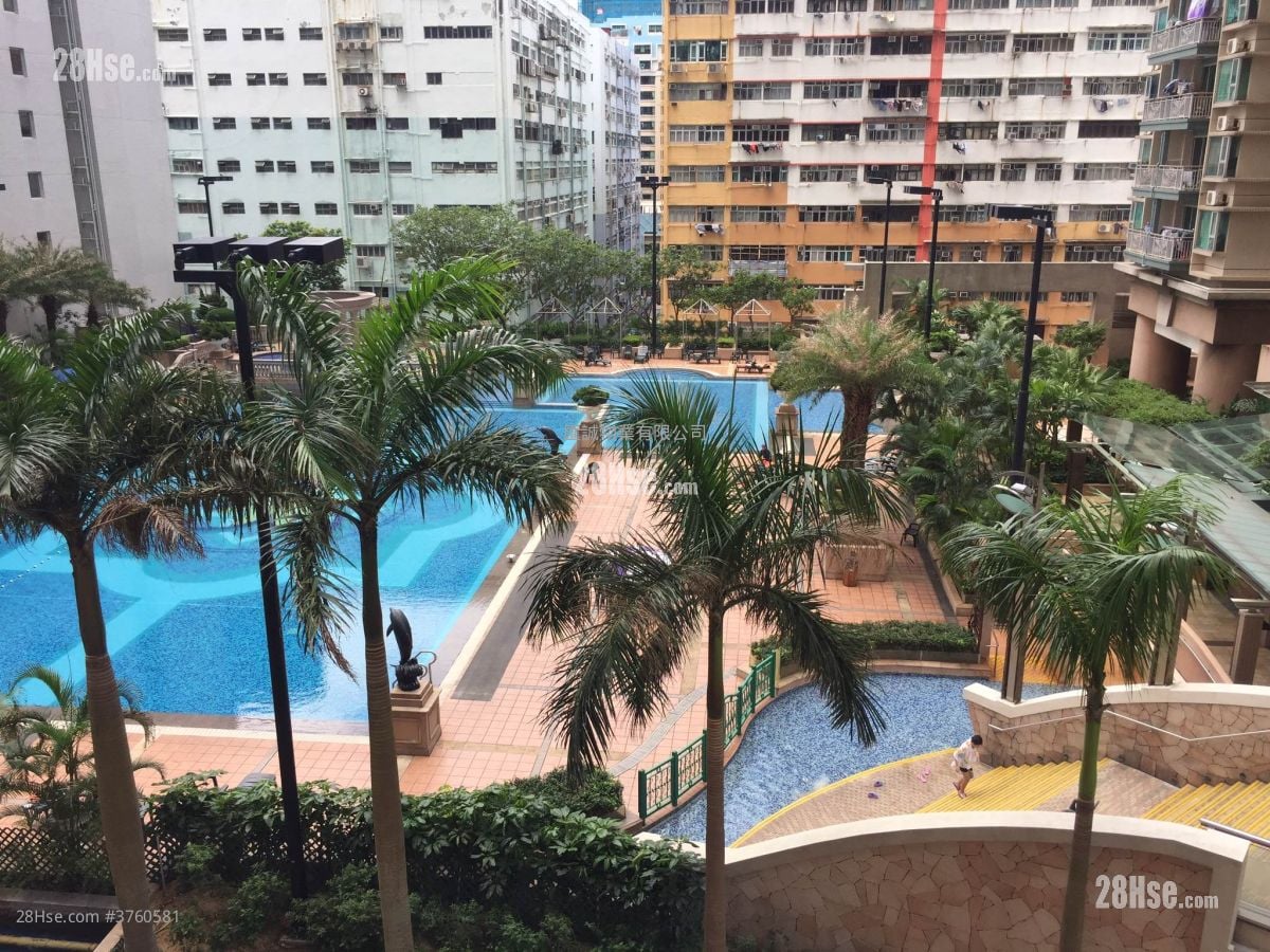 Sky Tower Sell 2 Bedrooms , 1 Bathroom 452 ft²