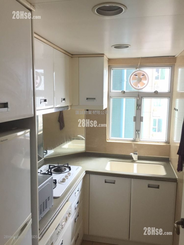 Sky Tower Sell 2 Bedrooms , 1 Bathroom 452 ft²