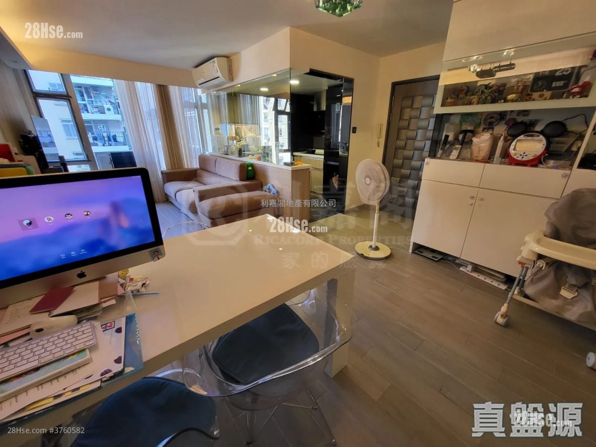 美孚新邨 售盘 4 房 , 2 浴室 674 平方尺