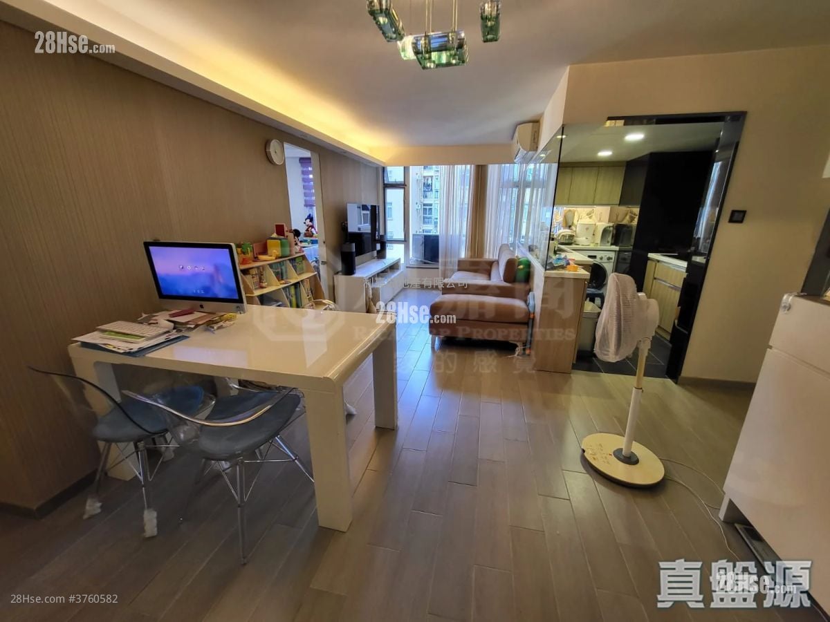 美孚新邨 售盘 4 房 , 2 浴室 674 平方尺