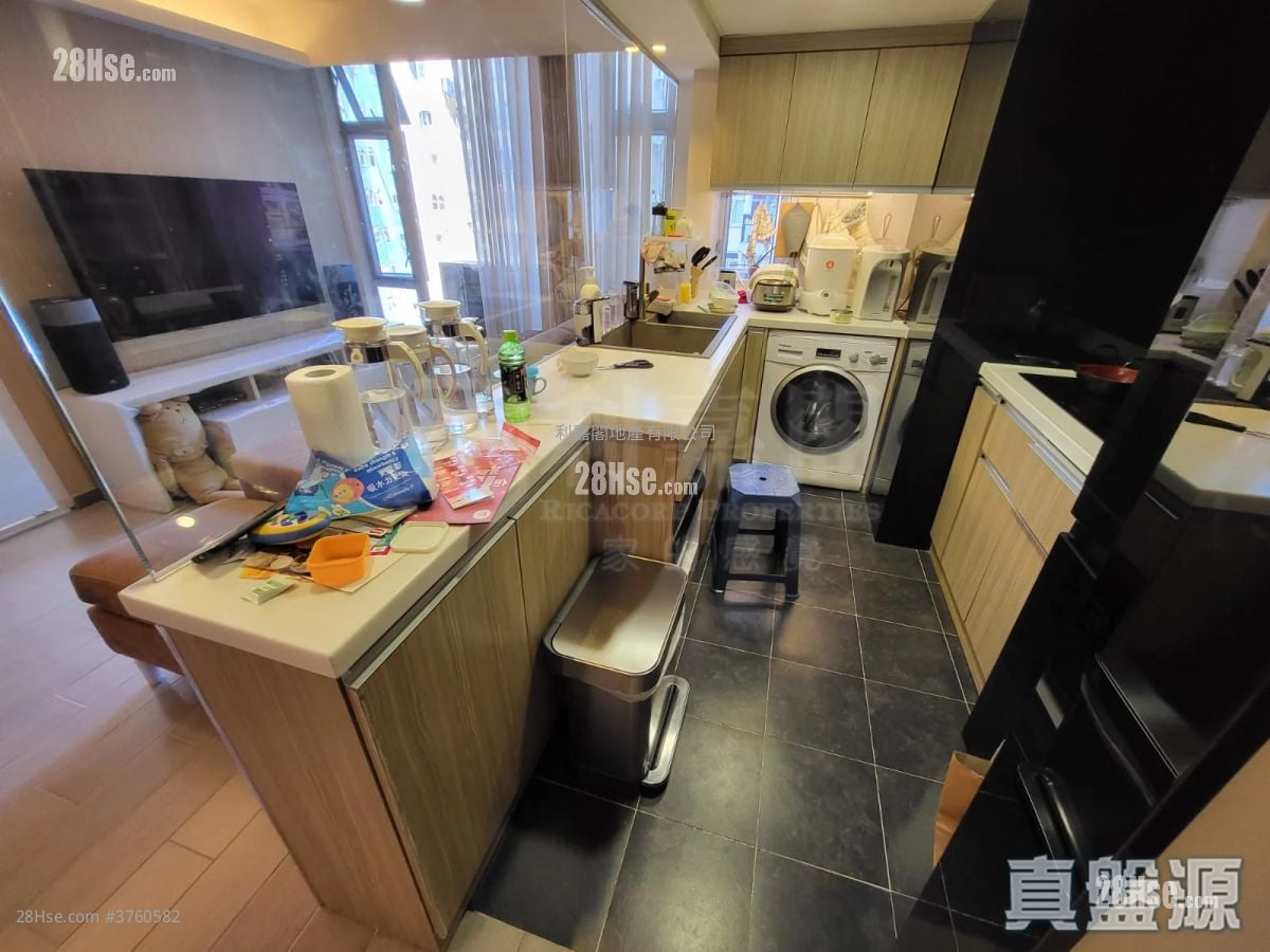 美孚新邨 售盘 4 房 , 2 浴室 674 平方尺