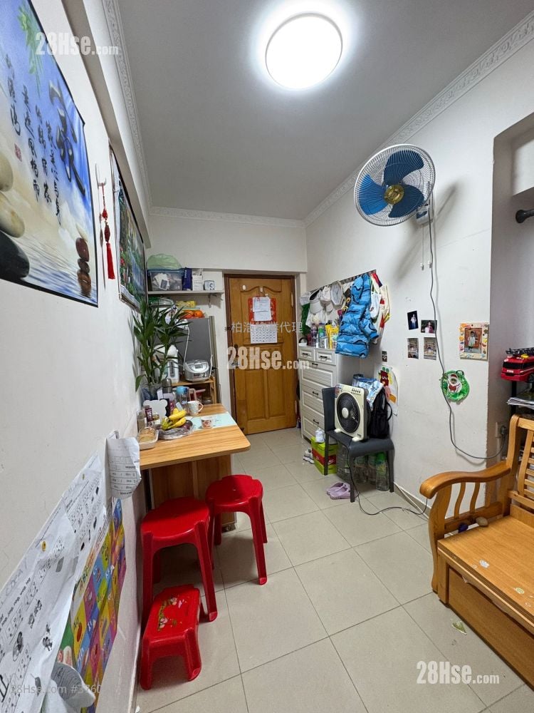 金碧阁 售盘 2 房 304 平方尺