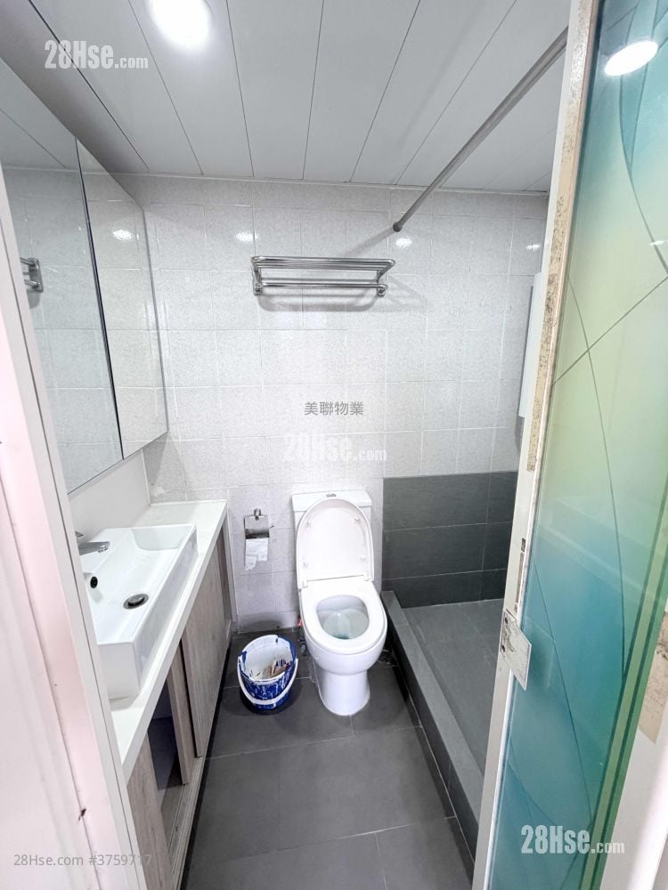 Cheerful Park Sell 3 Bedrooms 608 ft²