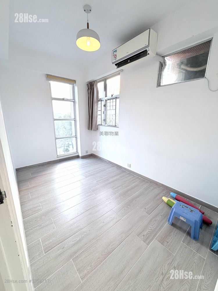 Cheerful Park Sell 3 Bedrooms 608 ft²