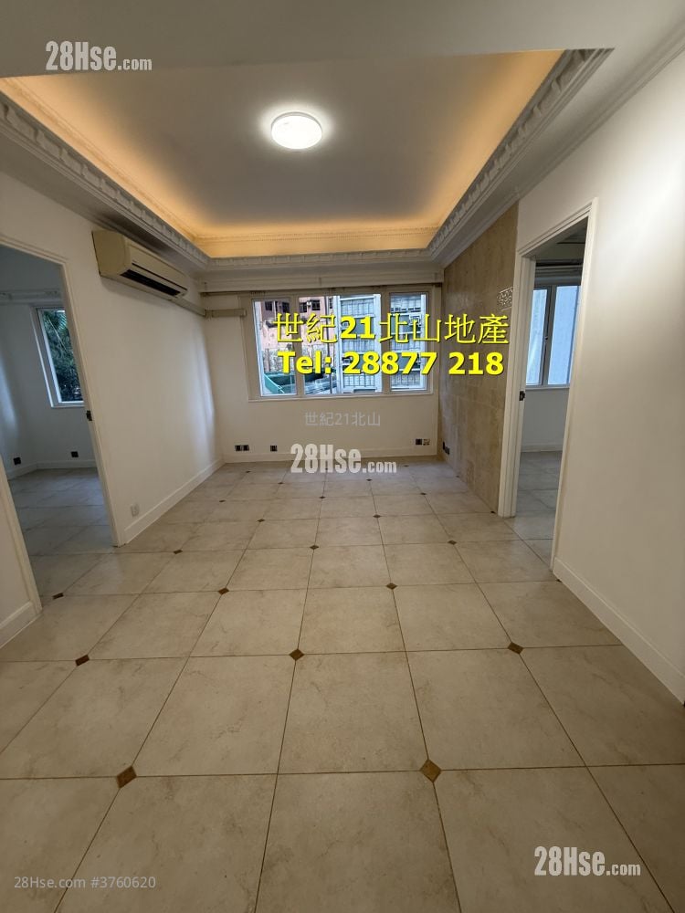 Hung On Building Sell 3 Bedrooms , 1 Bathroom 671 ft²