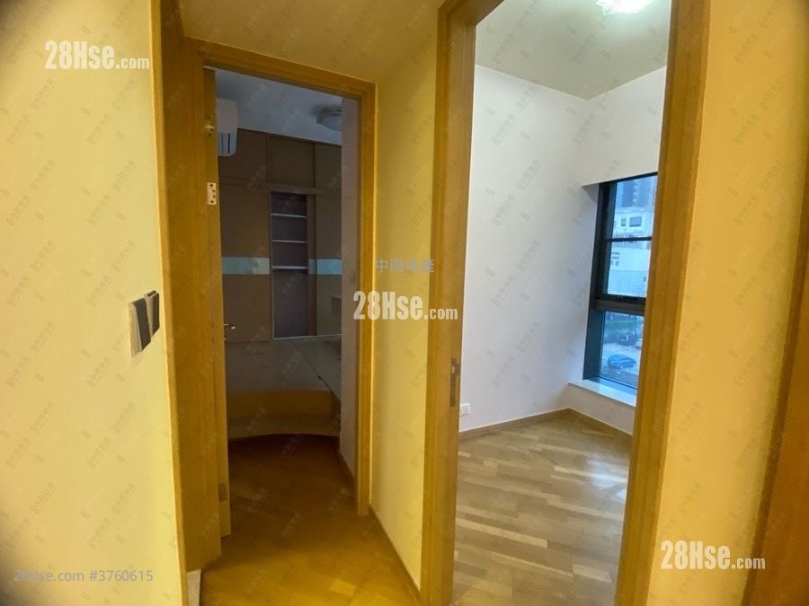 Alto Residences Sell 2 Bedrooms , 2 Bathrooms 575 ft²