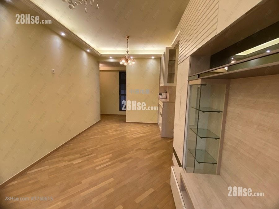 Alto Residences Sell 2 Bedrooms , 2 Bathrooms 575 ft²