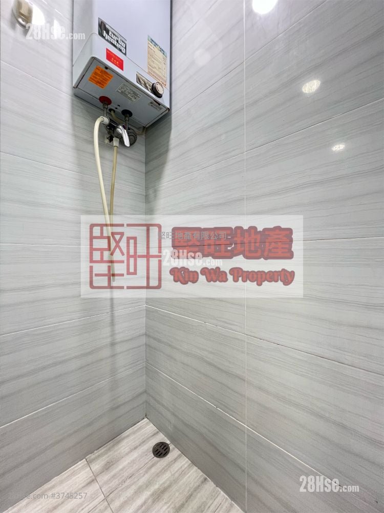 單幢樓房 租盤 1 房 , 1 浴室 180 平方呎