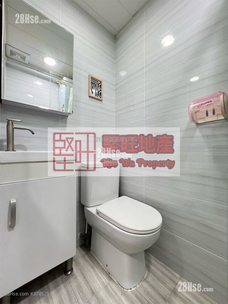 單幢樓房 租盤 1 房 , 1 浴室 180 平方呎