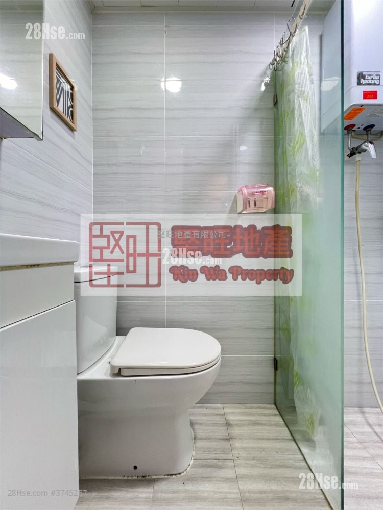 單幢樓房 租盤 1 房 , 1 浴室 180 平方呎