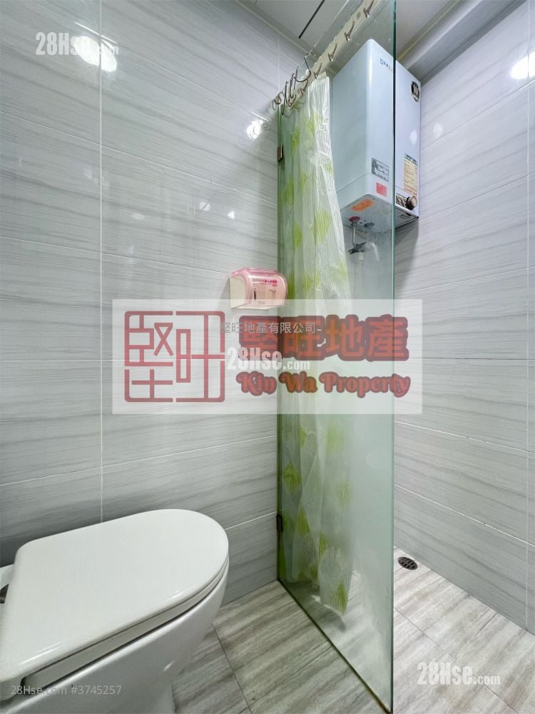 單幢樓房 租盤 1 房 , 1 浴室 180 平方呎