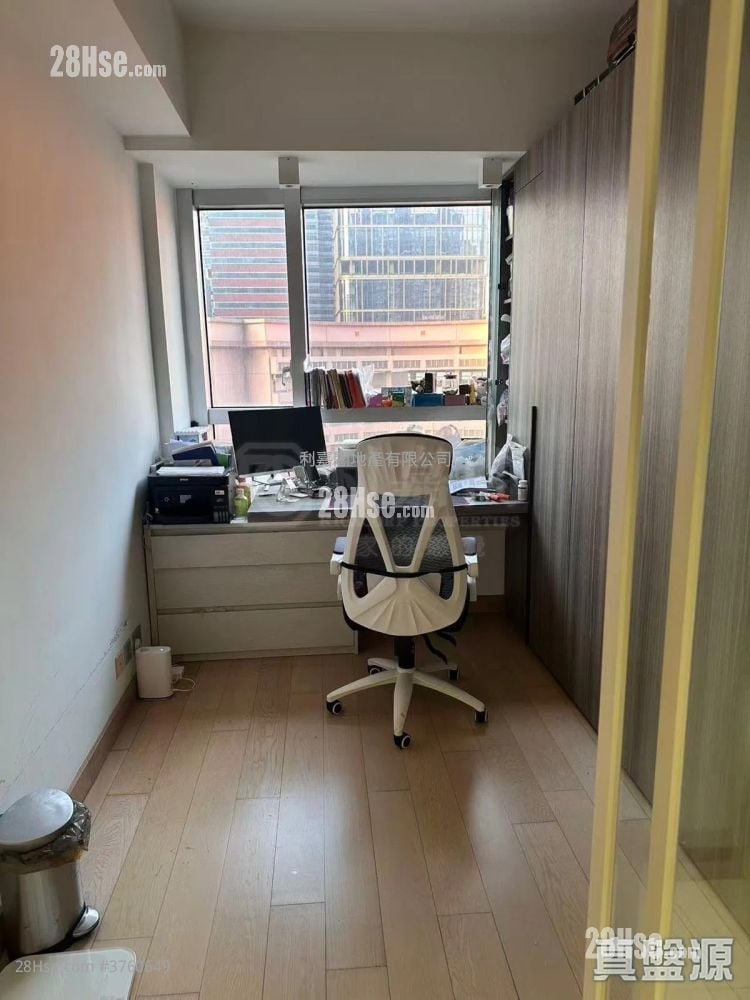 Marinella Sell 3 Bedrooms , 2 Bathrooms 1,266 ft²