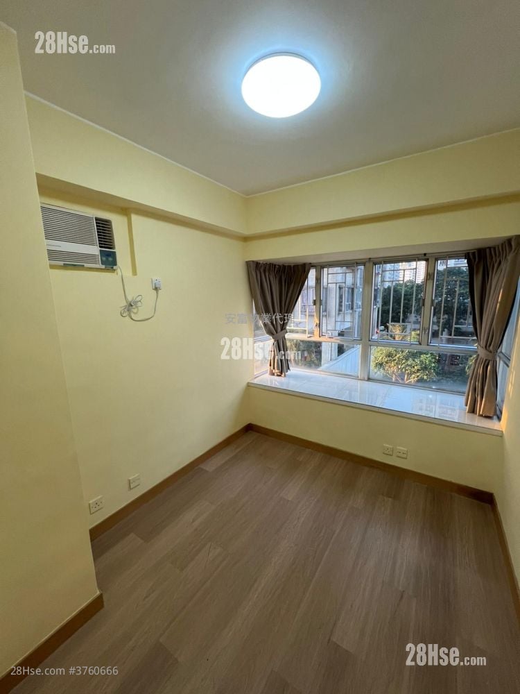 Tai Po Centre Sell 2 Bedrooms 451 ft²