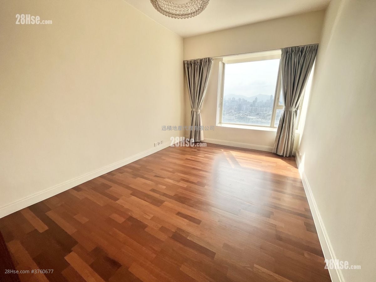 鸿图台 租盘 4 房 , 3 浴室 2,003 平方尺