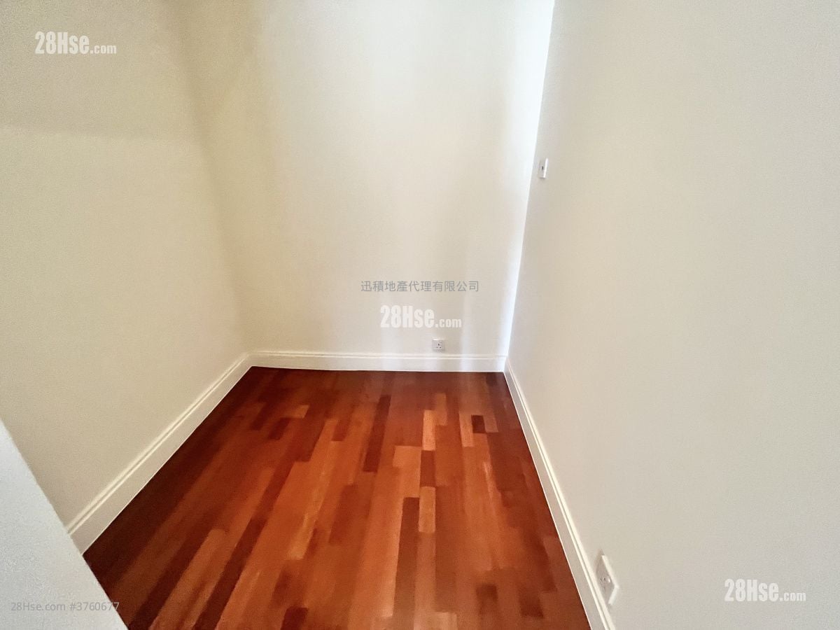 鸿图台 租盘 4 房 , 3 浴室 2,003 平方尺